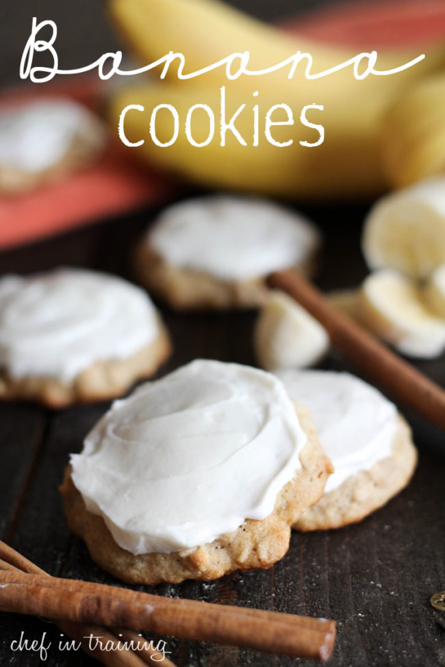 Simple and delicious -- that's all you need with <a href="http://www.chef-in-training.com/2011/09/banana-cookies/" target="_blank">these cookies</a>. 