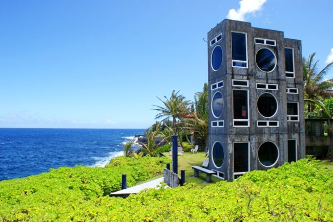 <a href="https://www.homeaway.com/vacation-rental/p252825" target="_blank">Boom box cliff house</a>, Kehena, Hawaii