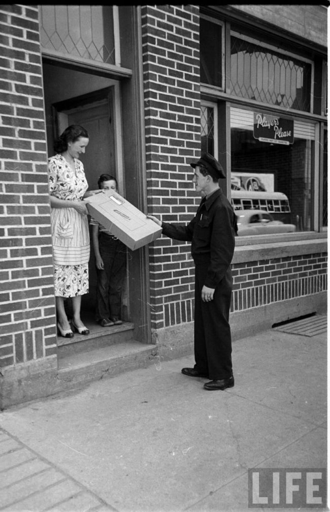After placing their orders through the Vis-O-Matic, all people had to do was wait for packages to be delivered to their doors.