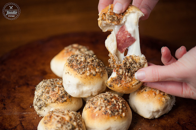 <a href="http://selfproclaimedfoodie.com/italian-cheese-bombs/" target="_blank">Italian cheesy bombs</a> are enough to kill all other food cravings. 